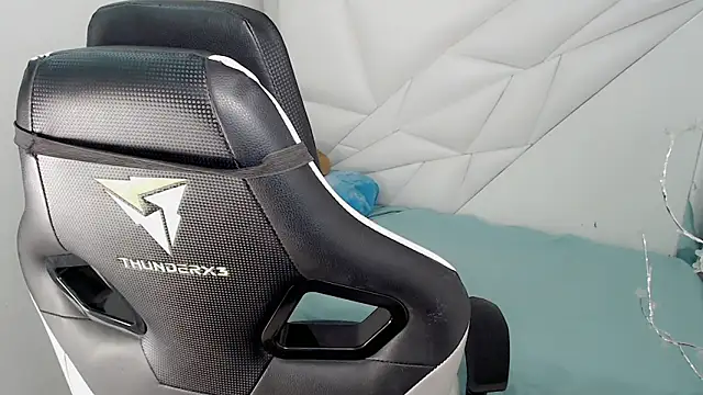 Austin col  online show from November 1, 2025, 4:09 pm