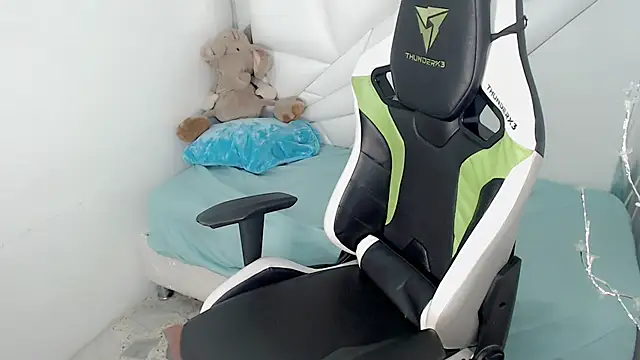 Austin col  online show from November 5, 2025, 12:27 pm