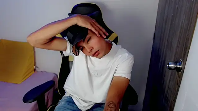 Austin col  online show from November 11, 2025, 1:00 pm