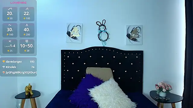 Snapshot of SammySmall_F_w chatting on November 17, 2025, 10:04 pm SammySmall F w online show from November 17, 2025, 10:04 pm