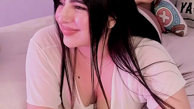 Camila Matinez  online show from October 18, 2025, 12:13 am