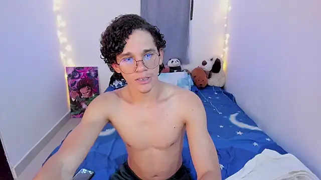 Tom Blues online show from March 3, 2026, 12:50 am