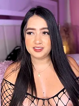 Snapshot of Emiily_Moore1 chatting on October 5, 2025, 1:48 am Emiily Moore1 online show from October 5, 2025, 1:48 am