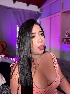 Emiily Moore1 online show from January 8, 2026, 10:12 pm