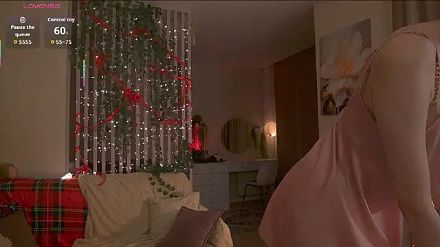 sofiapurex online show from December 21, 2025, 8:38 pm