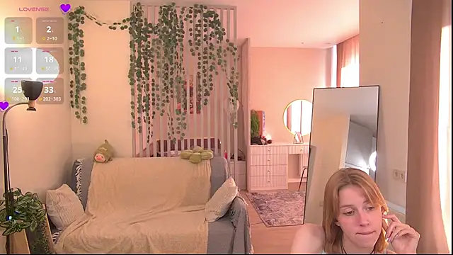 Snapshot of sofiapurex chatting on June 2, 2026, 12:45 am sofiapurex online show from June 2, 2026, 12:45 am
