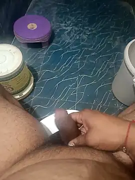 bobby3374 online show from October 16, 2025, 1:17 am