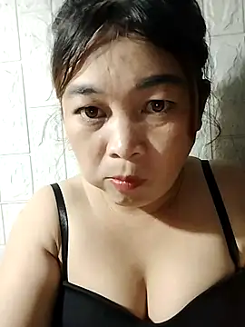 Lyly nuce online show from September 30, 2025, 4:12 pm