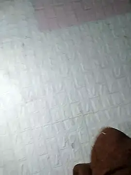 Lyly nuce online show from October 4, 2025, 10:02 am