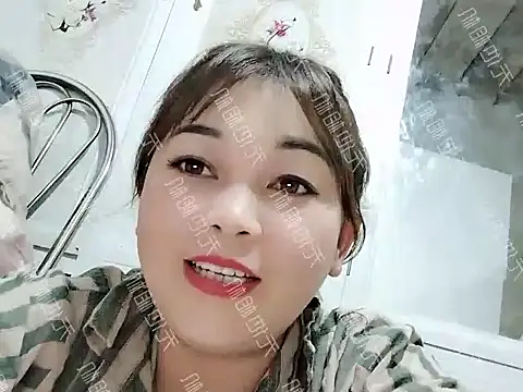 Lyly nuce online show from October 30, 2025, 8:16 am