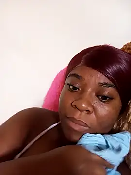 liliderh online show from October 30, 2025, 9:04 pm