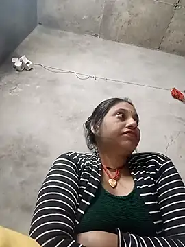 Sandhya x online show from November 3, 2025, 4:52 pm