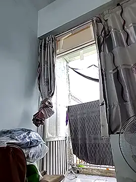 simsim-00 online show from March 12, 2026, 2:18 am