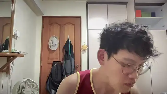 Snapshot of Passionatetwink2 chatting on September 17, 2025, 5:42 am Passionatetwink2 online show from September 17, 2025, 5:42 am