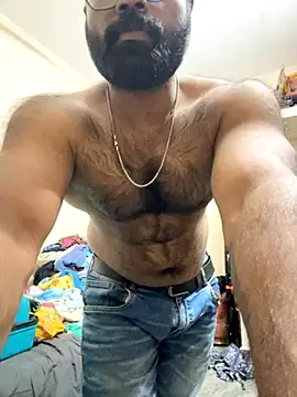 DJLOVE280825 online show from October 27, 2025, 10:47 pm