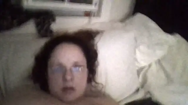 Snapshot of Rosalee2 chatting on September 19, 2025, 9:11 am Rosalee2 online show from September 19, 2025, 9:11 am