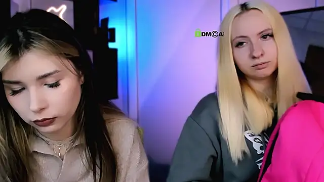 mila glow1 online show from January 18, 2026, 7:17 pm