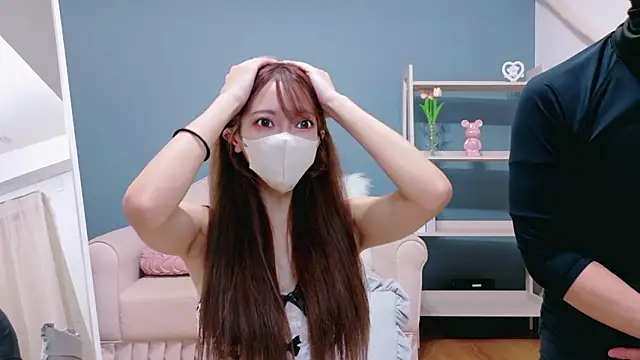 Snapshot of RIRI-style chatting on November 8, 2025, 6:57 am RIRI-style online show from November 8, 2025, 6:57 am