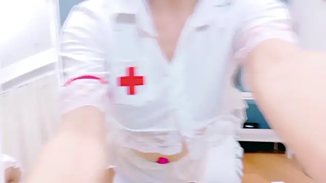 Snapshot of RIRI-style chatting on November 9, 2025, 2:26 pm RIRI-style online show from November 9, 2025, 2:26 pm