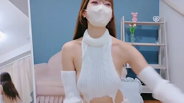 Snapshot of RIRI-style chatting on November 15, 2025, 8:55 am RIRI-style online show from November 15, 2025, 8:55 am