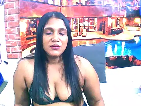 IndianSexyLady4u online show from October 30, 2025, 3:24 pm