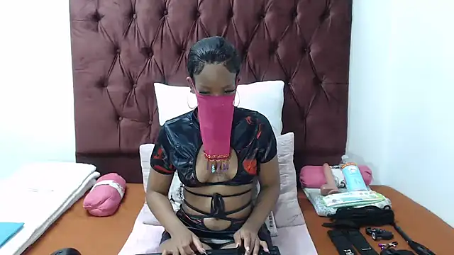GODDESSBARBIIE online show from September 23, 2025, 11:30 pm