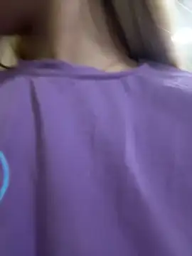 LunaMillie online show from November 27, 2025, 11:34 am