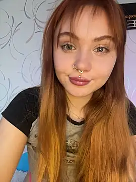 Snapshot of LunaMillie chatting on February 26, 2026, 10:36 am LunaMillie online show from February 26, 2026, 10:36 am