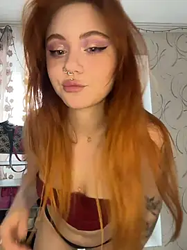 LunaMillie online show from March 21, 2026, 11:15 am