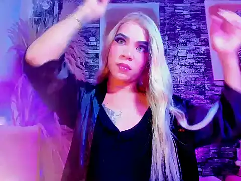 Snapshot of Cherry_Adams1 chatting on September 10, 2025, 2:00 am Cherry Adams1 online show from September 10, 2025, 2:00 am