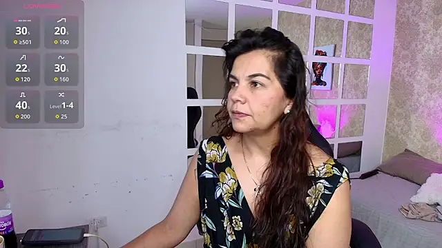 SecretObsession Eup online show from November 3, 2025, 3:52 am