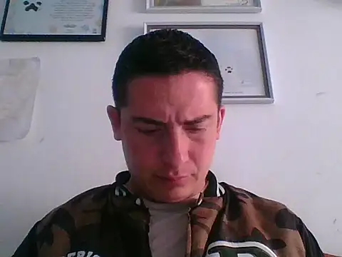 Snapshot of mickseb89 chatting on September 11, 2025, 3:56 pm mickseb89 online show from September 11, 2025, 3:56 pm