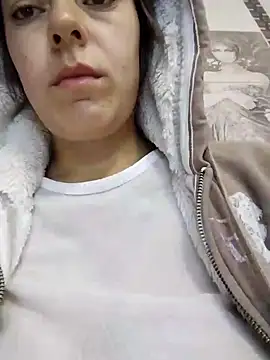 LenaBloomy online show from November 4, 2025, 12:59 pm