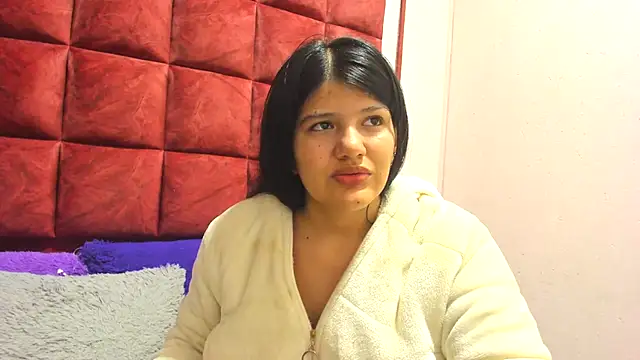 Snapshot of AANGELADIAZZ chatting on October 15, 2025, 5:02 pm AANGELADIAZZ online show from October 15, 2025, 5:02 pm