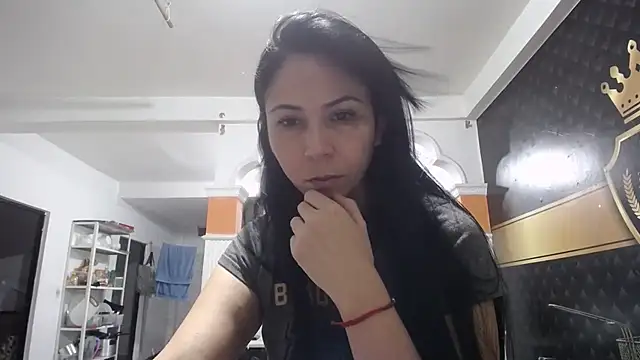 yohacriss online show from September 23, 2025, 11:19 pm