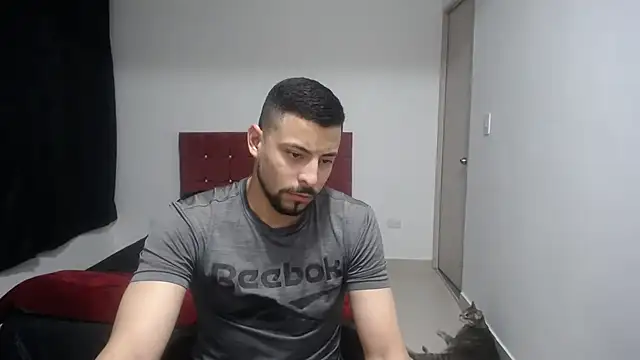 yohacriss online show from November 9, 2025, 2:54 am