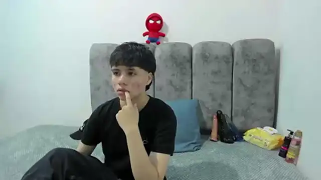 Bruno Cruzz online show from March 26, 2026, 2:39 am