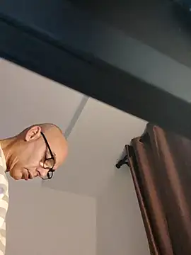 pingodoce25 online show from September 23, 2025, 1:52 am