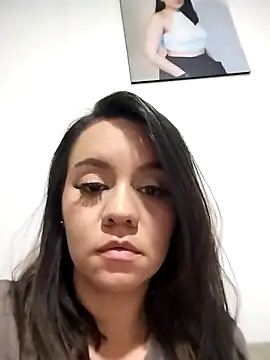 Sky Junne online show from September 12, 2025, 4:12 am