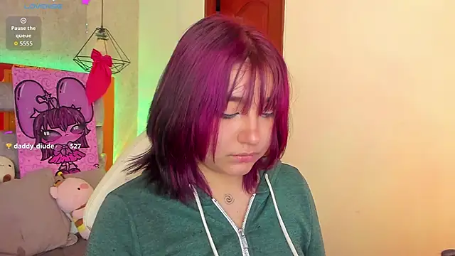 sophiievv online show from December 20, 2025, 7:15 am