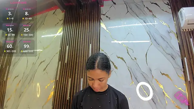 VictoriaDuart online show from April 5, 2026, 8:28 pm