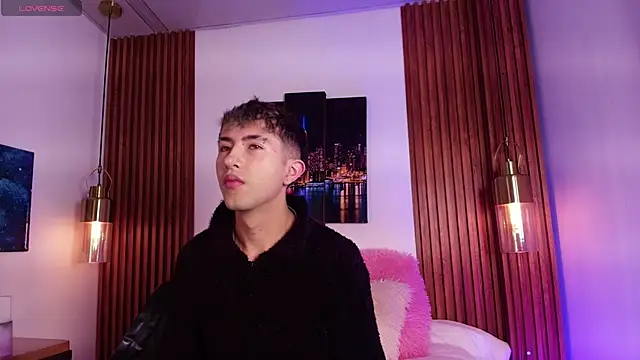 NoahXitrux online show from September 25, 2025, 12:53 pm