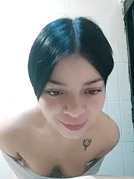 Snapshot of LunaJacobs chatting on October 25, 2025, 11:51 am LunaJacobs online show from October 25, 2025, 11:51 am