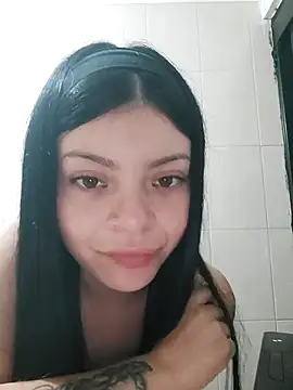 Snapshot of LunaJacobs chatting on November 12, 2025, 12:11 am LunaJacobs online show from November 12, 2025, 12:11 am