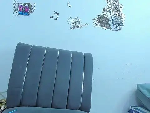 sarithasweettt online show from October 25, 2025, 4:42 am