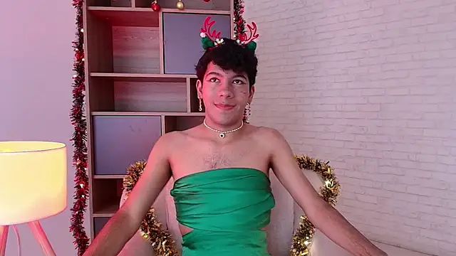 E R O S  online show from November 28, 2025, 8:33 pm