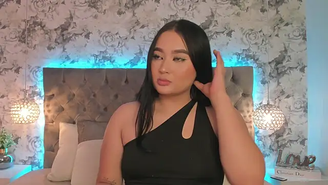 Snapshot of Alanna_Ortiz chatting on September 12, 2025, 12:33 am Alanna Ortiz online show from September 12, 2025, 12:33 am