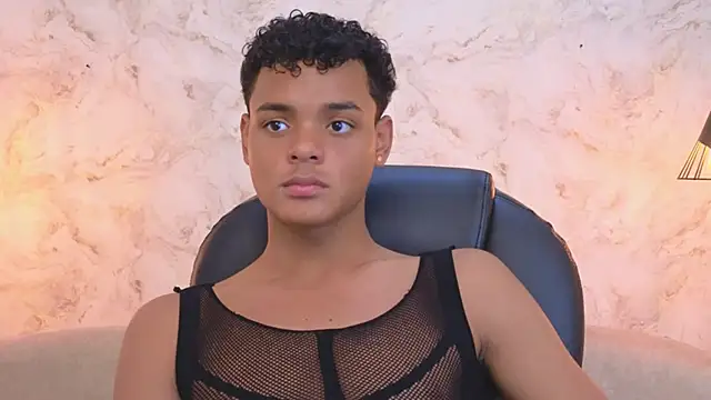 Valentino Thompson online show from October 20, 2025, 7:58 pm