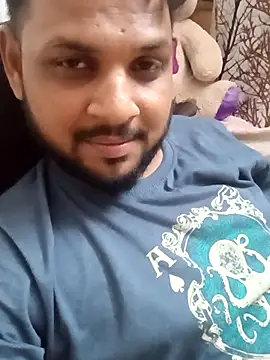 Snapshot of itzrocky1 chatting on September 13, 2025, 5:24 pm itzrocky1 online show from September 13, 2025, 5:24 pm