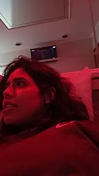 Maricamposs online show from January 18, 2026, 12:20 pm